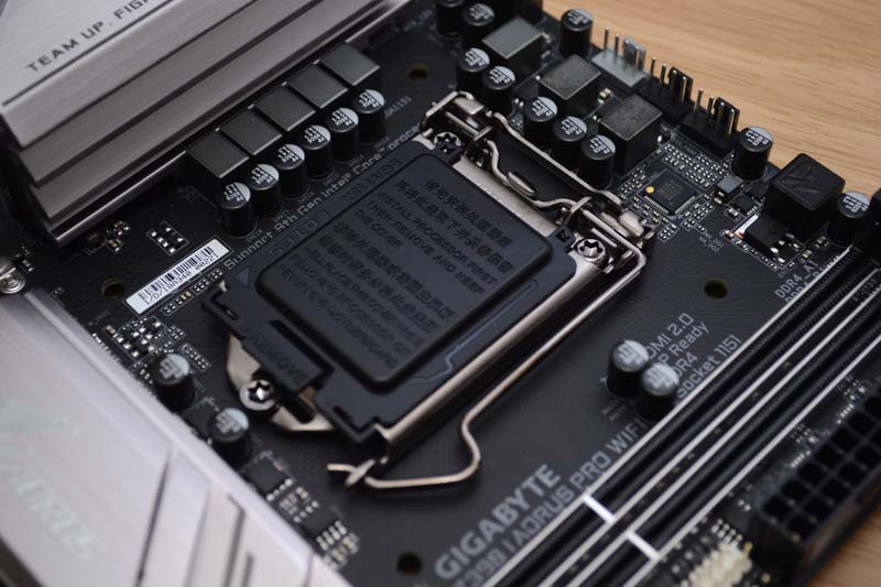 motherboard gigabyte aorus z390-i pro: força bruta em tamanho xs