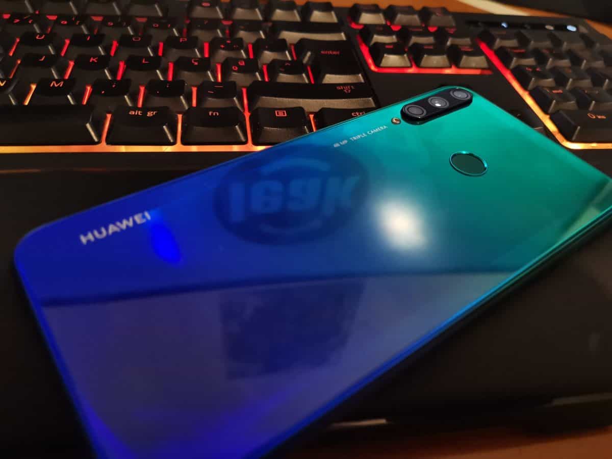 Huawei P40 Lite E, Huawei COVID-19