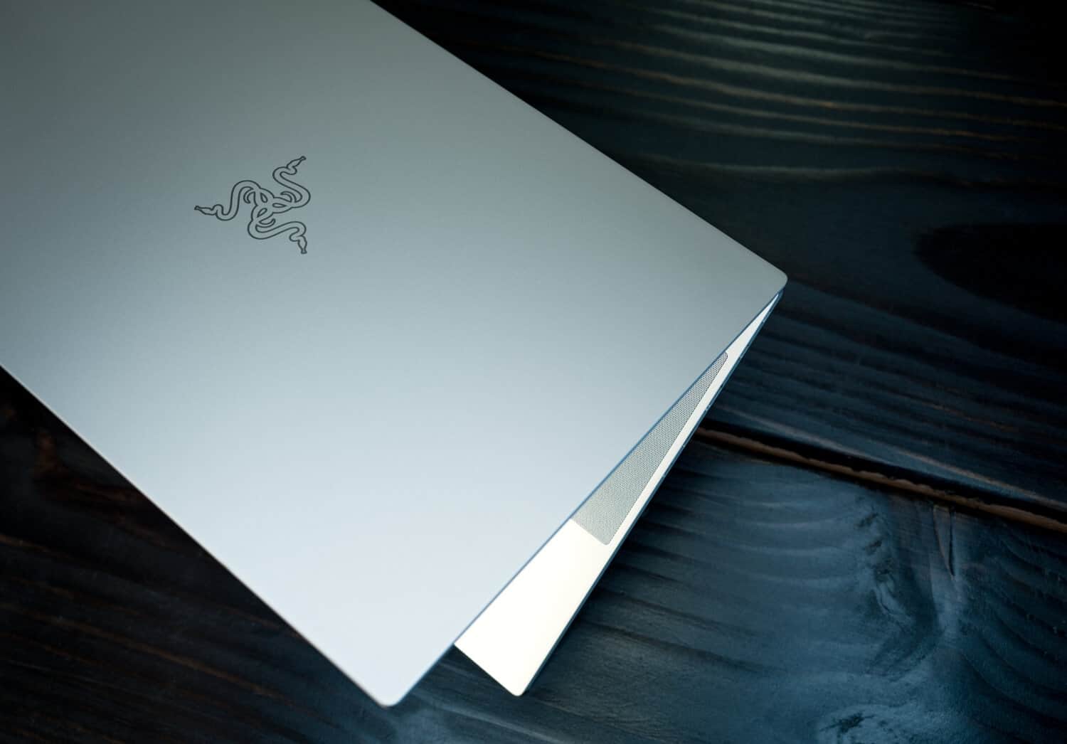 razer blade, studio