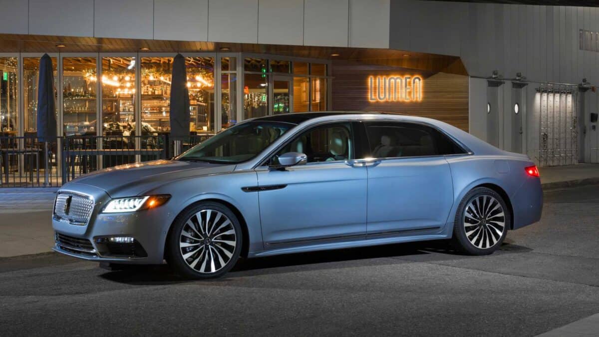 2020-lincoln-continental-coach-door-edition (3)