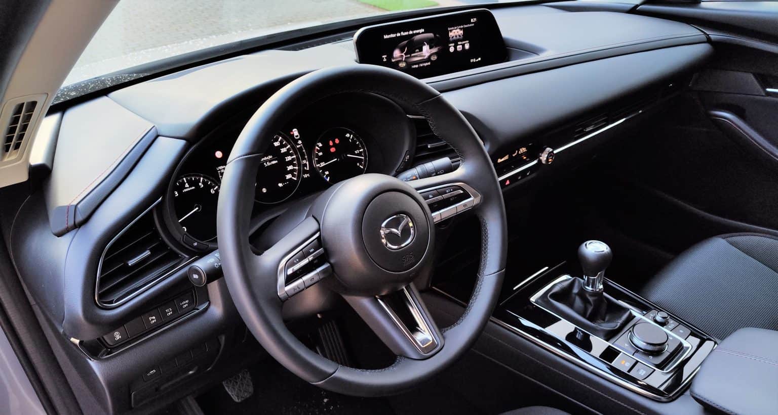 (Ensaio) Mazda CX30 Homura Estilo e conforto na condução! Leak