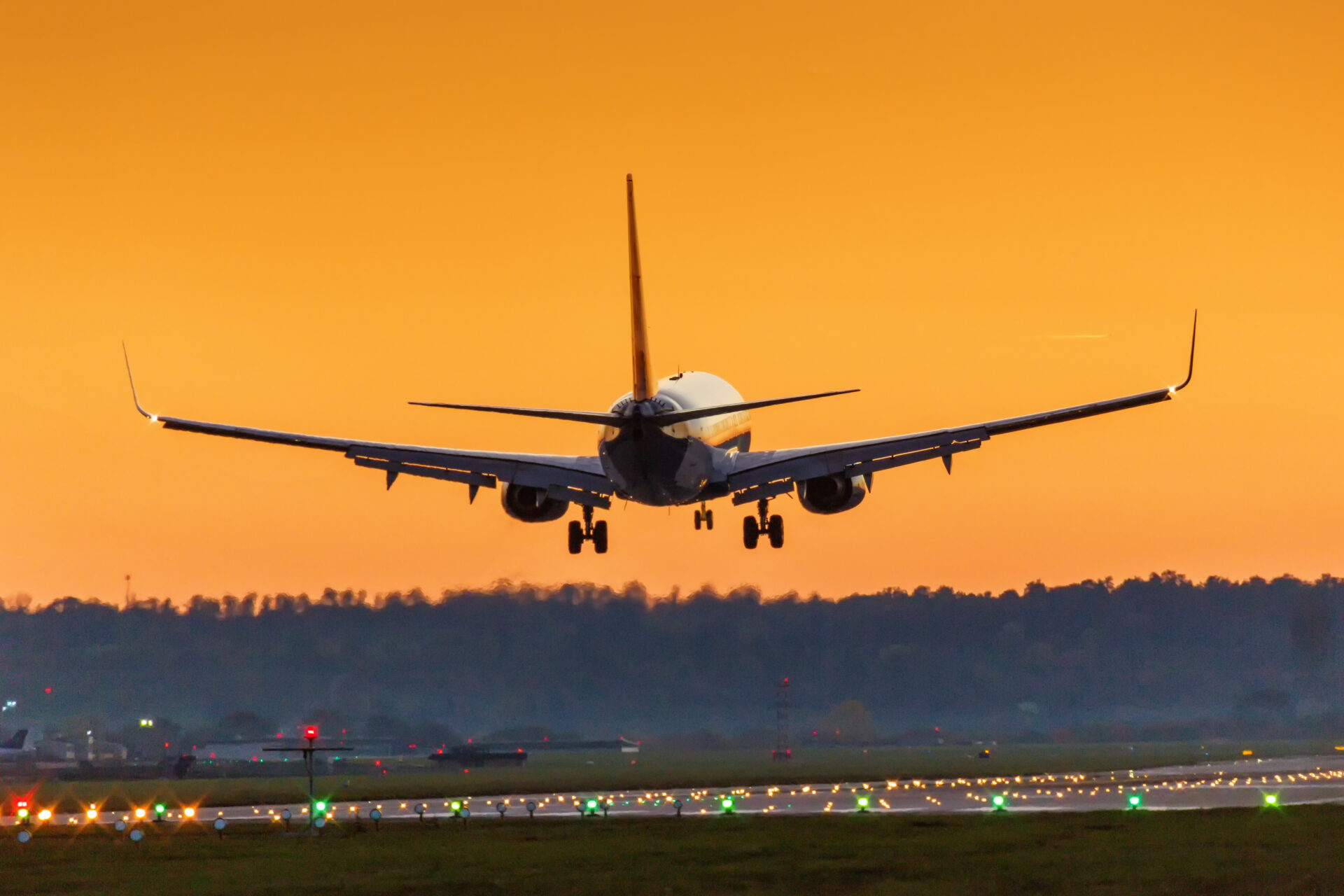 o que significa PMD, explodir o pneu de um avião, motores dos aviões gasóleo, aviões aterrarem, viagens de avião mais baratas