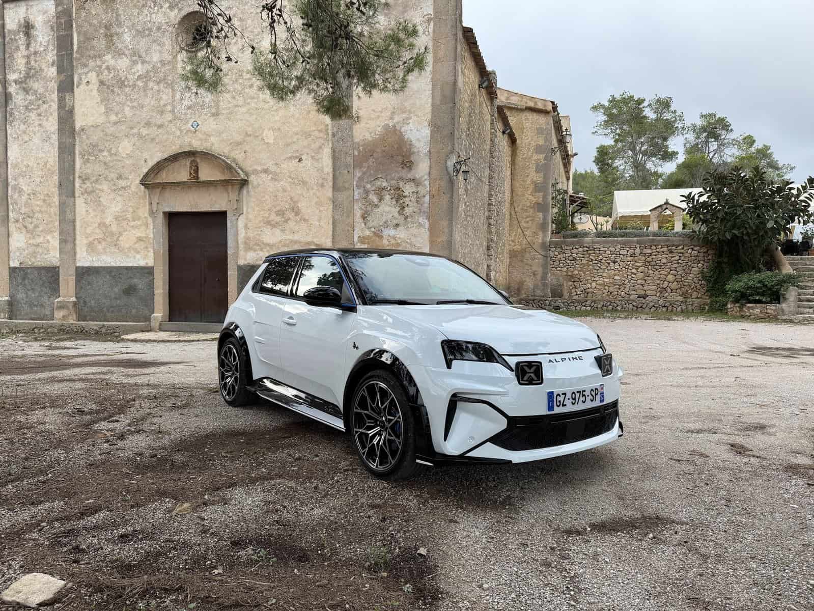 alpine a290: já o conduzimos. É um renault 5? sim, mas também não!