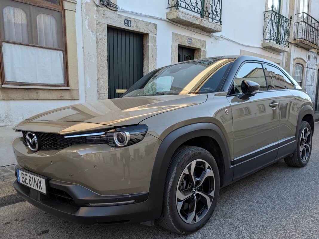 (ensaio) mazda mx-30 r-ev: carro mais estranho que conduzi