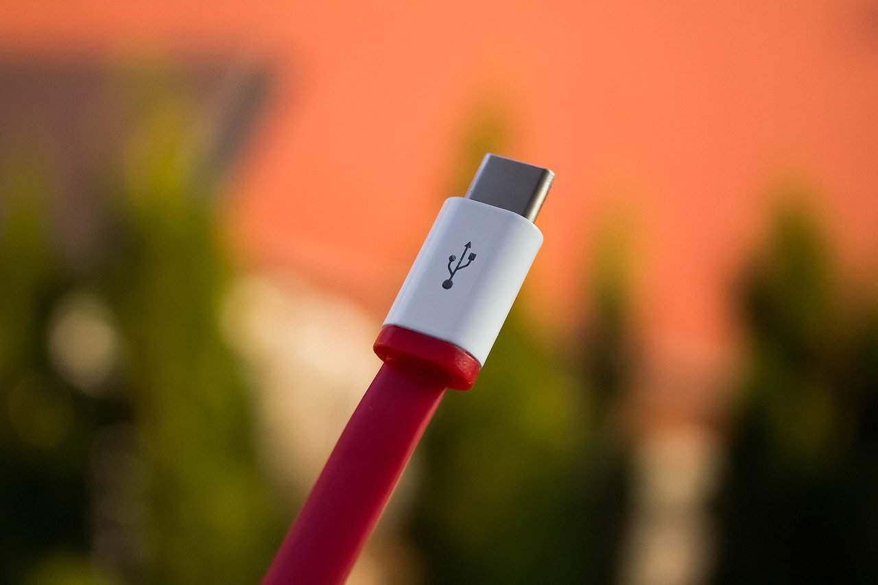 como escolher o cabo usb-c correto para o seu dispositivo