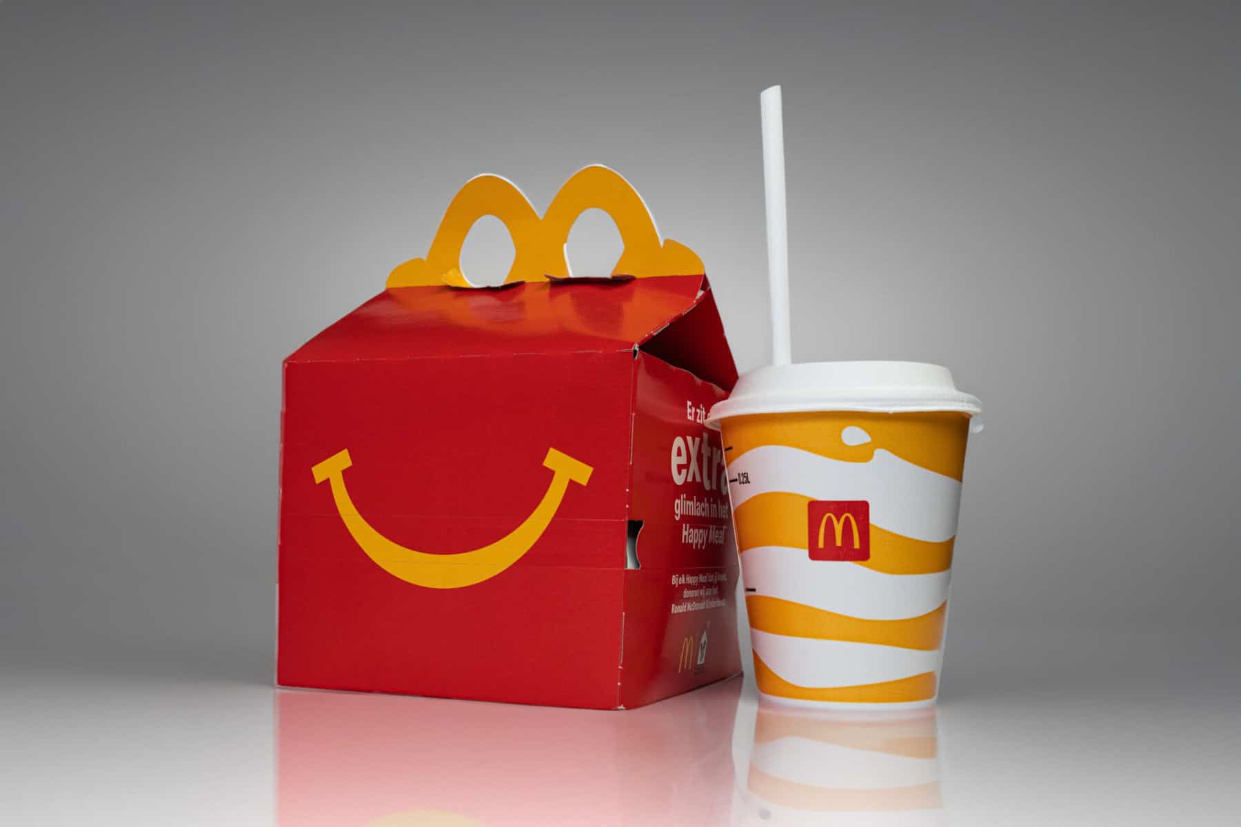 sabe como nasceu o happy meal do mcdonald's?