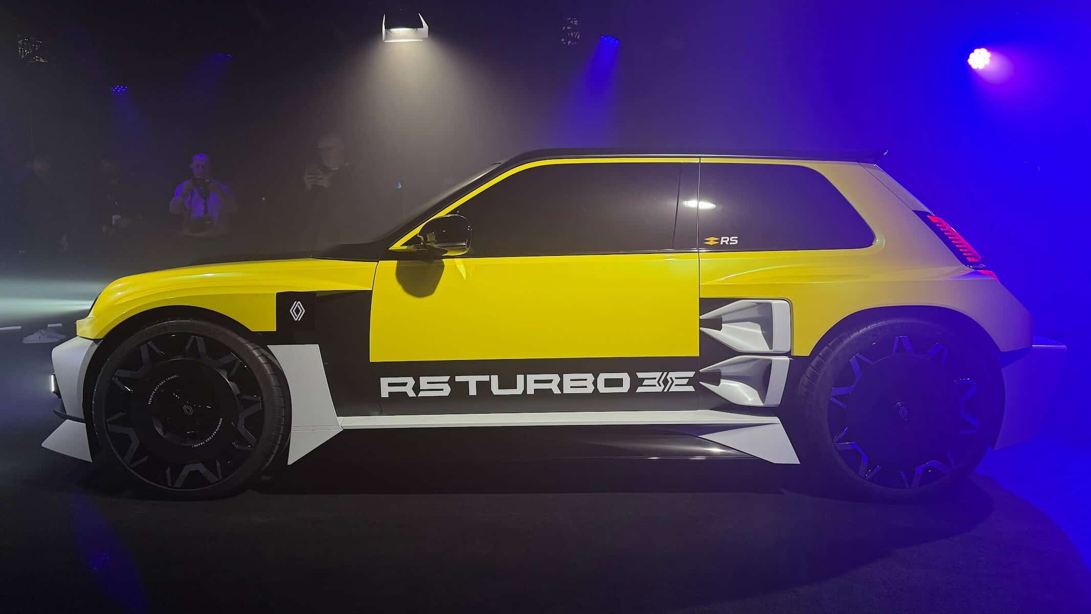 renault 5 turbo 3e: a lenda do primeiro "mini-supercarro" elétrico